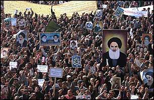 Hundreds of thousands of Iraqis have pledged to follow Ayatollah al-Sistani into a war against the occupation, if he so declared.